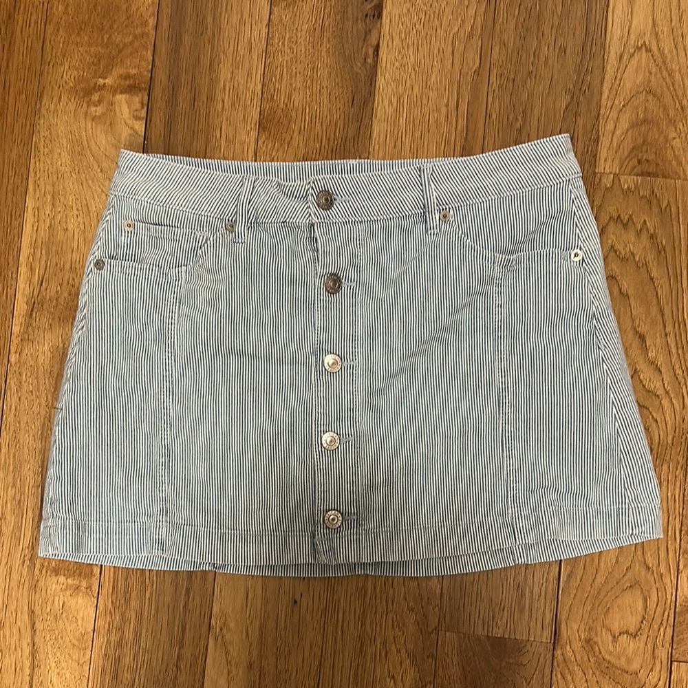 Striped Blue Mini Skirt American Eagle low rise a line 8 long